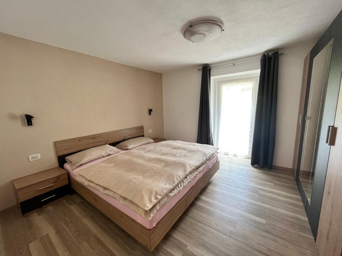Ciasa Andy Apartment Badia  Ngoại thất bức ảnh